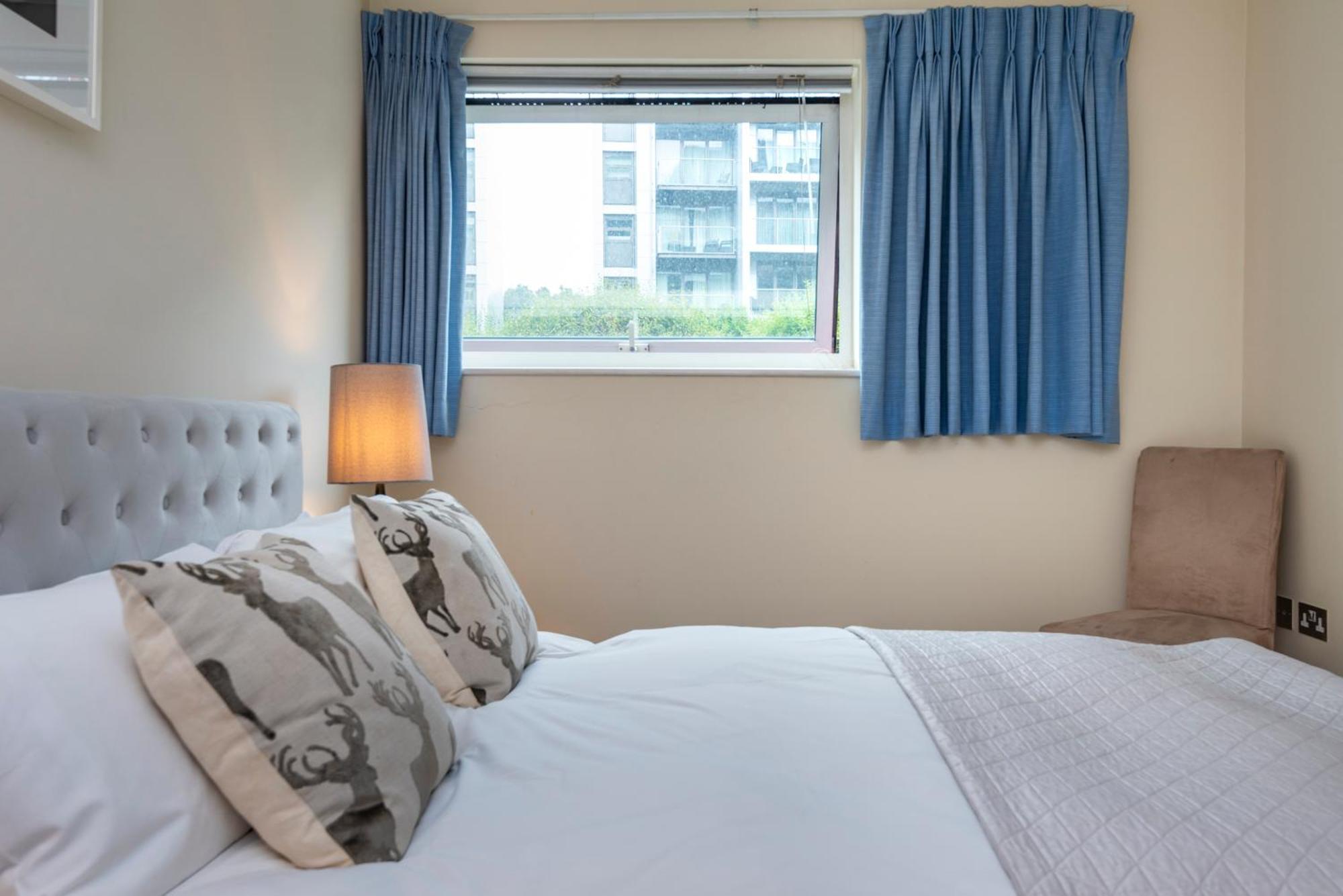 Battersea Power Station Apartment London Bagian luar foto