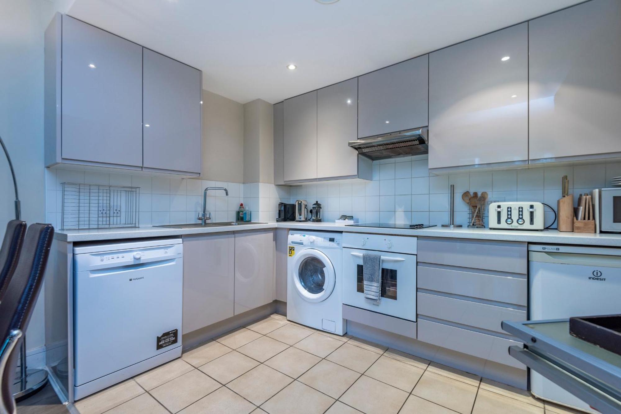 Battersea Power Station Apartment London Bagian luar foto